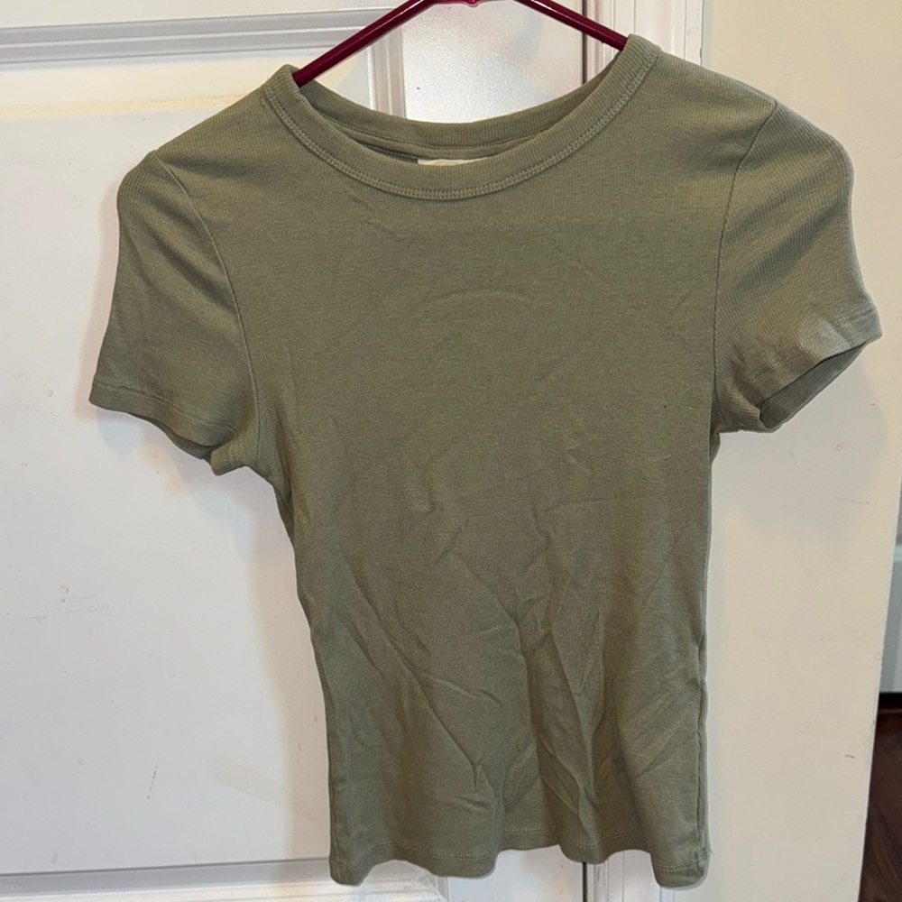 H&M Fitted Green Short Sleeve Top